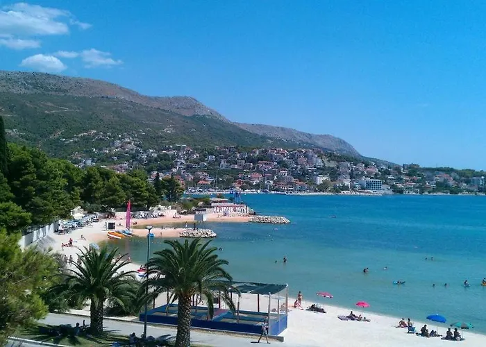 Apartment The Beach Split